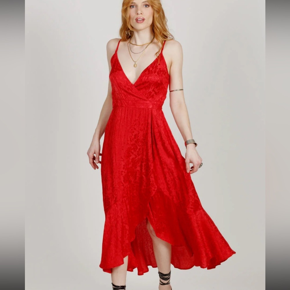 Band of the free Anina Ruby Red Wrap Midi dress Ruffle floral size S NWT